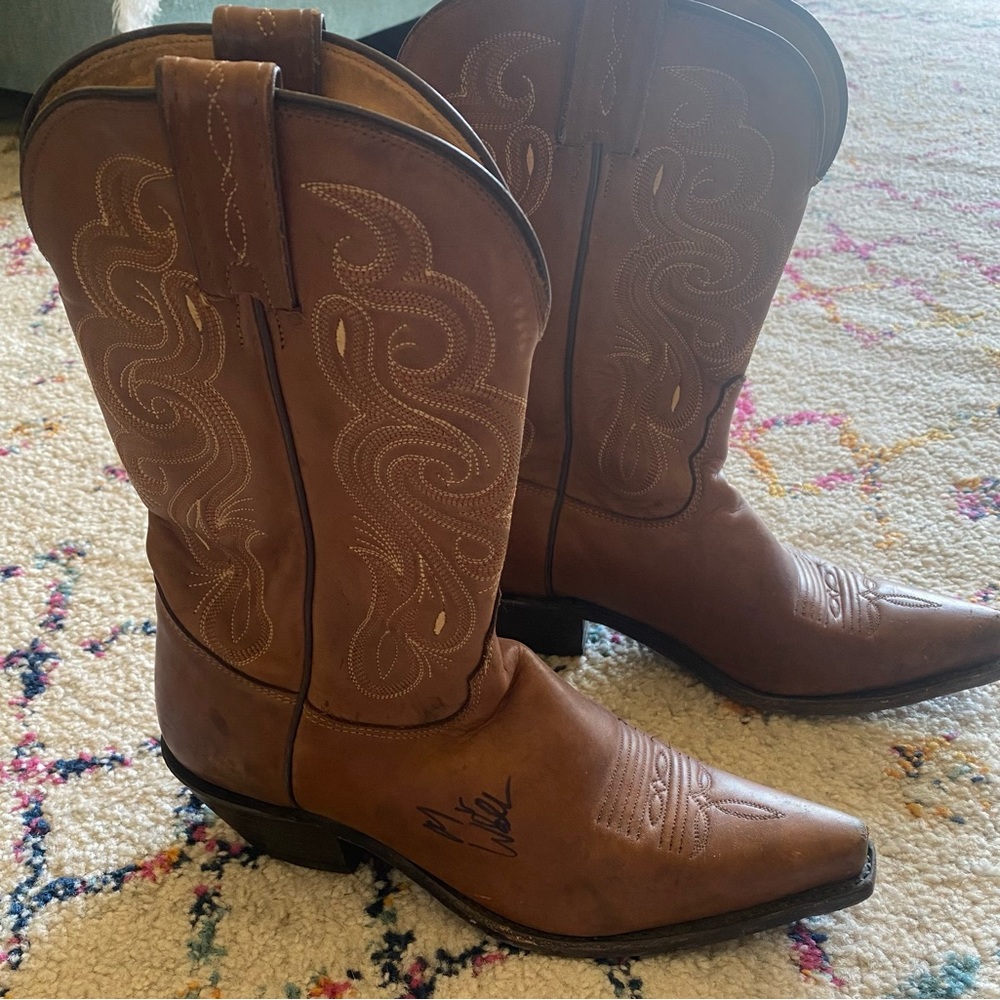 Signed Morgan Wallen Boots Tony Lama American Women’s 6 7